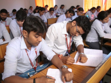 BBA & B.Com College in Bhubaneswar | DSBM Bhubaneswar